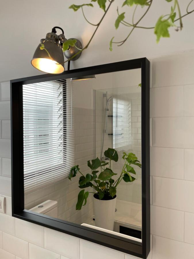 Charming Appartement In The Heart Of Barcelona Exterior photo